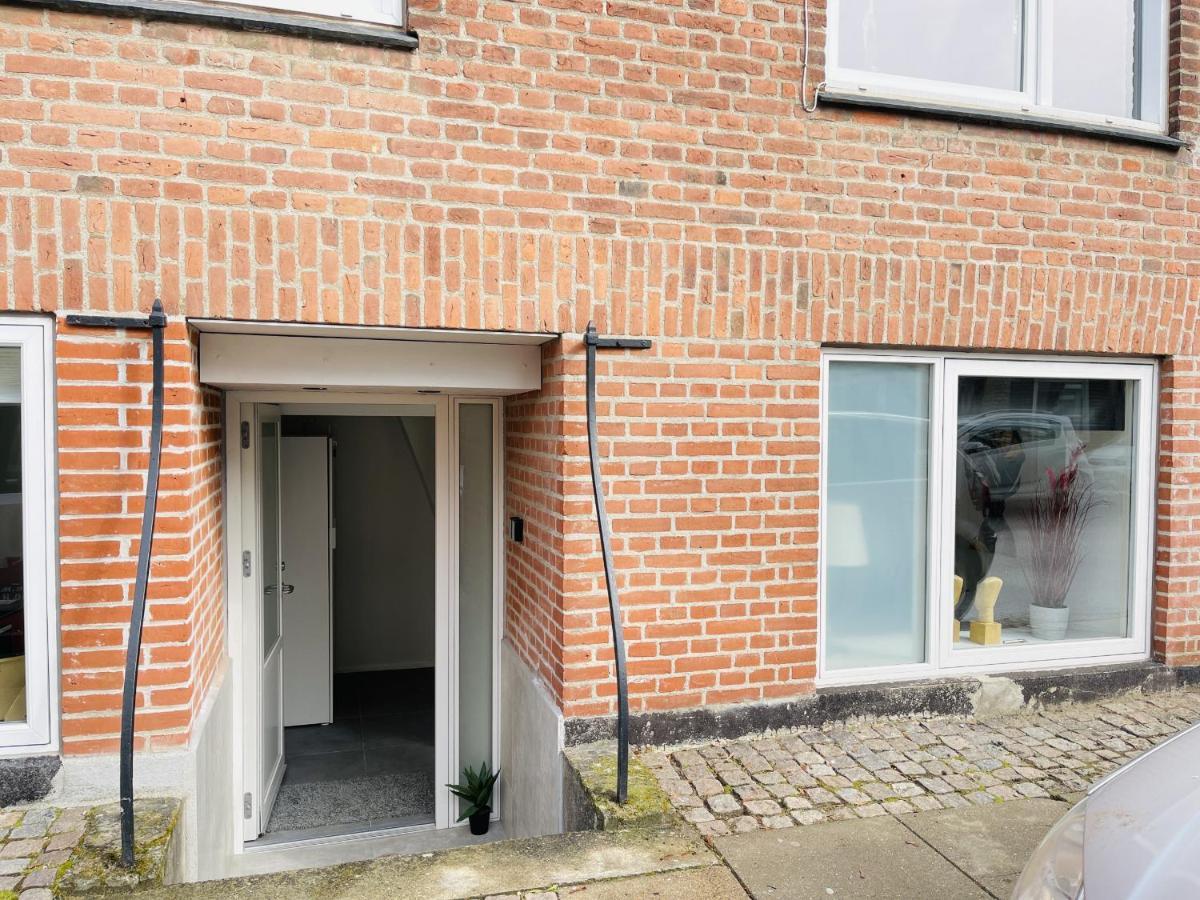 Aday - Charming Studio Close To The Football Stadium Aalborg Exterior foto